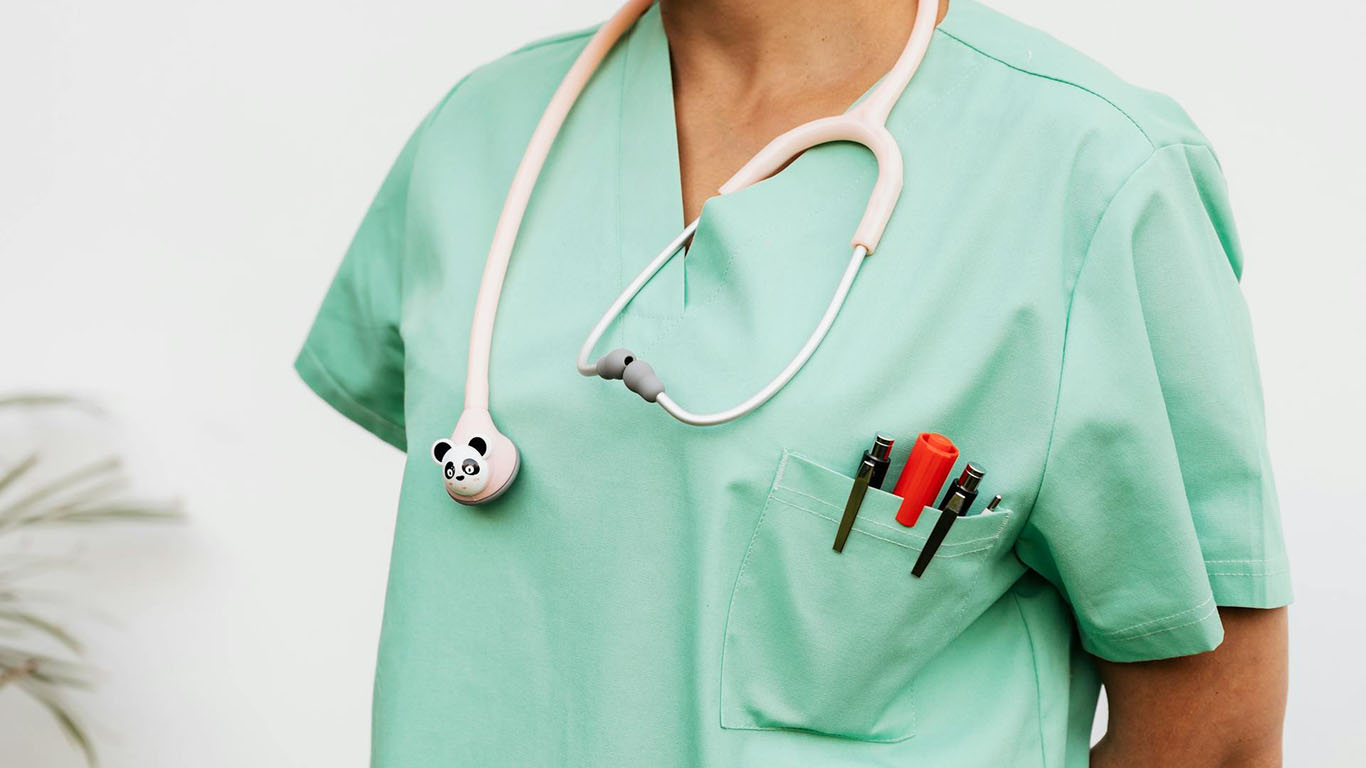 How To Choose The Right Medical Scrubs Online Store Today on readcampus