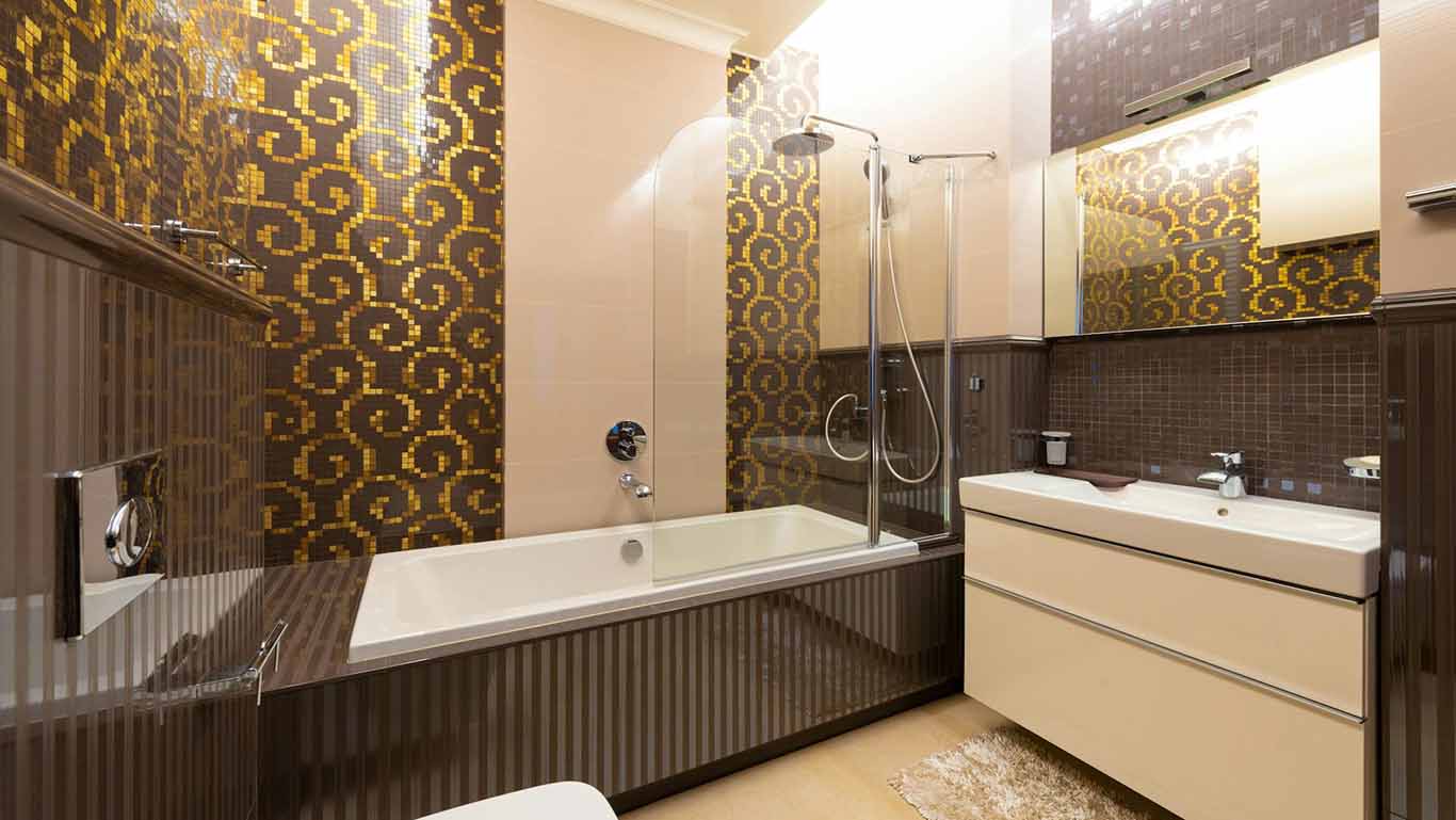 What Shower Baths For Small Bathrooms Work Best For Compact Spaces And Comfort on readcampus