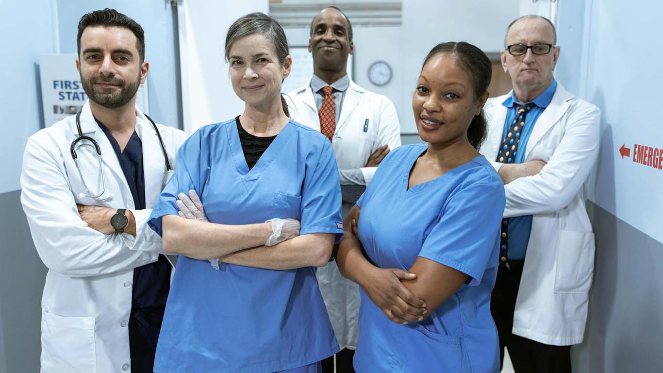 How Do Stylish Medical Scrub Tops Enhance Confidence And Performance At Work on readcampus